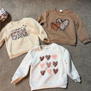 SHEIN Kids' Heart and Leopard Print Sweatshirts - Beige and Tan